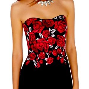 White House Black Market Rose Bustier